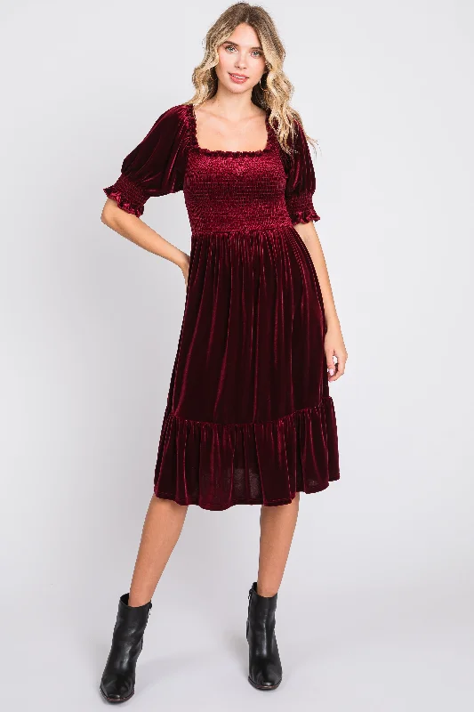 Deal Explosion long sleeve dressBurgundy Velvet Smocked Puff Sleeve Dress