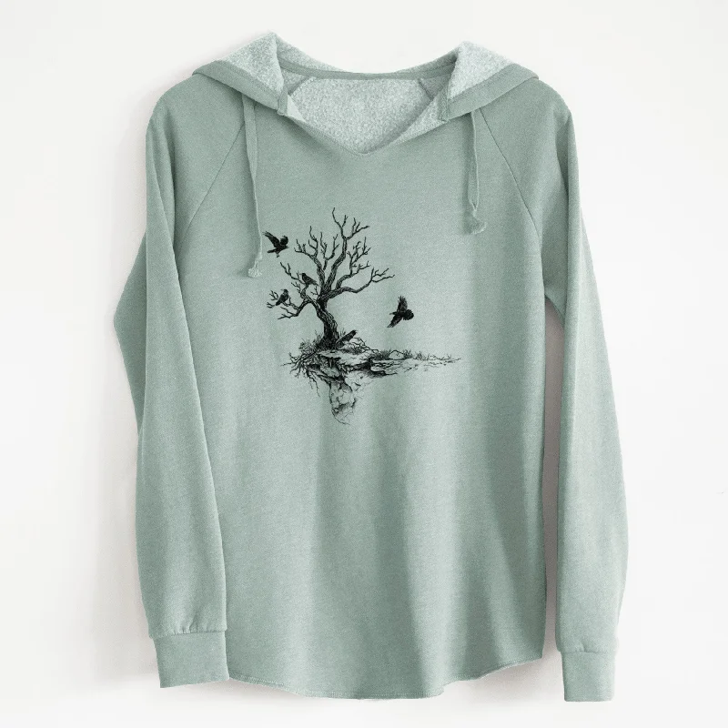 performance hoodie for gymTwisted Tree with Ravens - Cali Wave Hooded Sweatshirt