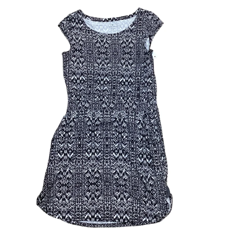 Early Bird Discount sleek midi dressBlack & White Dress Designer Athleta, Size S