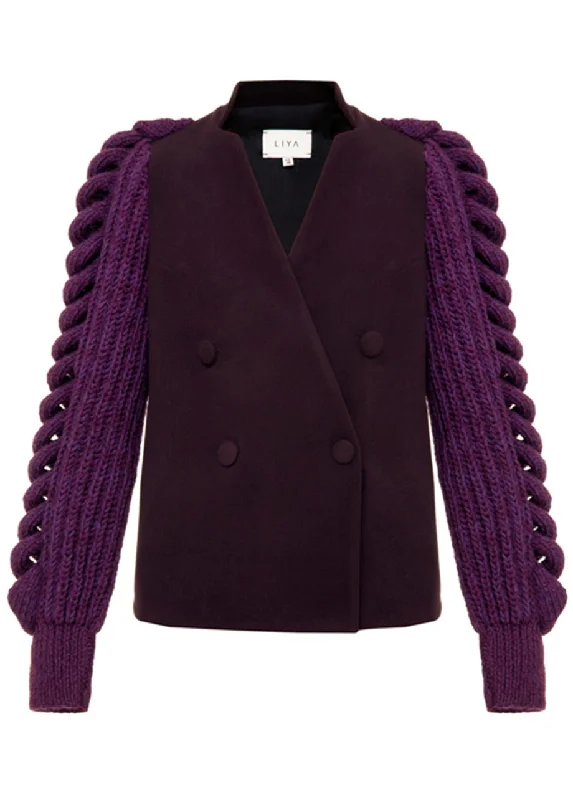 Markdown Madness fashionable outerwearBLAZER WITH KNITTED SLEEVES