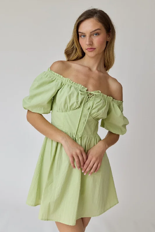 Exclusive Access elegant dressGreen Puff Sleeve Mini Dress