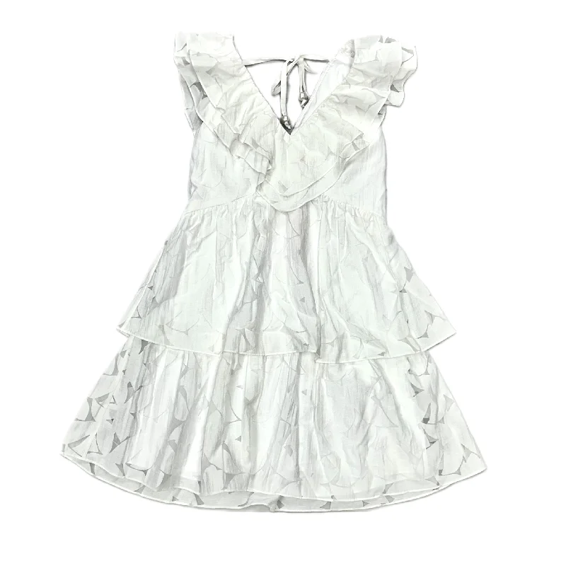 Super Savings casual evening dressWhite Dress Designer By Lilly Pulitzer, Size: S