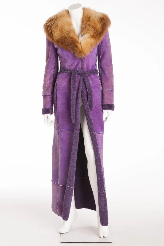 sleek and warm coatDolce & Gabbana - Purple Shearling Coat with Fox Fur Collar - IT 40