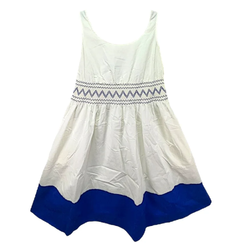 Price Drop playful dressSmocked Poplin Dress in Fresh White
Designer Kate Spade, Size XS Price Drop playful dressSmocked Poplin Dress in Fresh White
Designer Kate Spade, Size XS