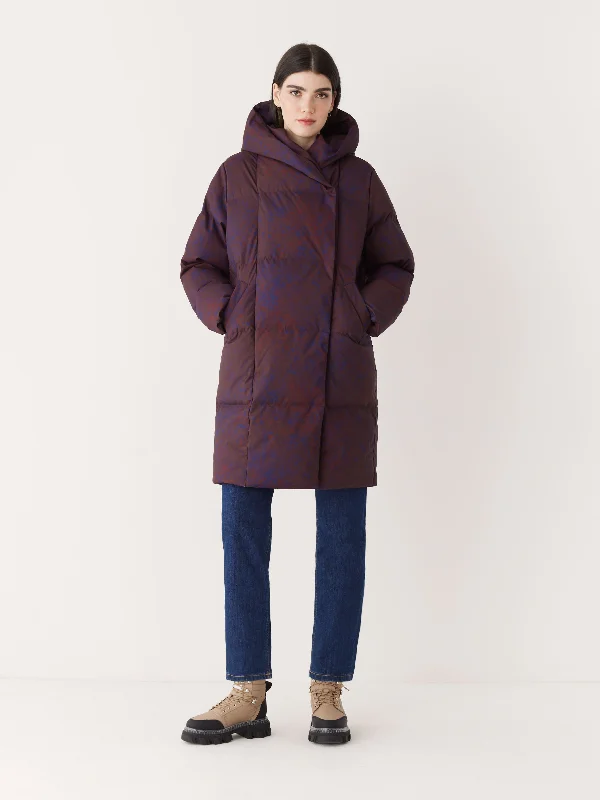 raincoatThe Hygge Puffer Coat in Burgundy