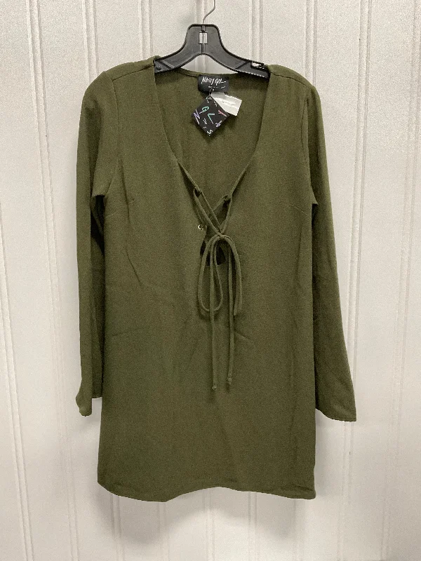 Bargain Bin statement dressDress Casual Short By Nasty Gal In Green, Size: S