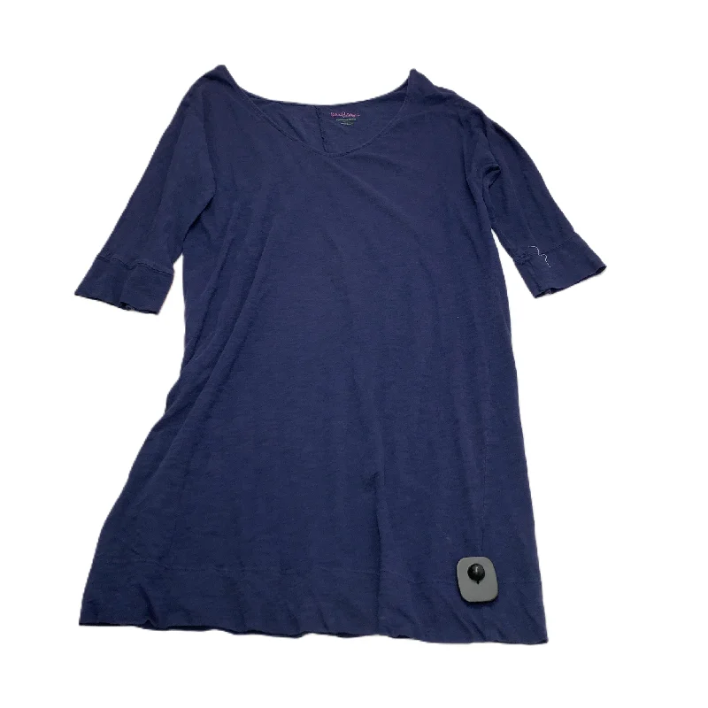 Deal Alert lace dressNavy  Dress Designer By Lilly Pulitzer  Size: M
