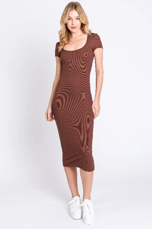 Special Price tiered dressBrown Rib Knit Short Sleeve Midi Dress