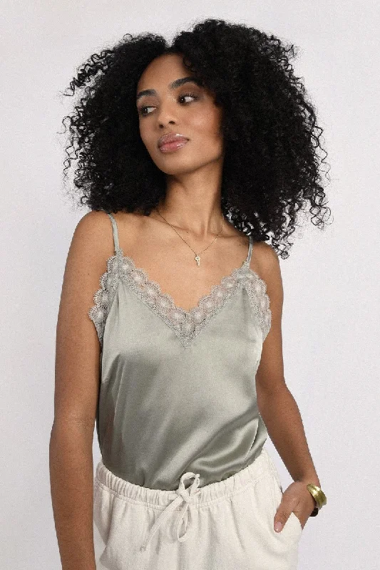 comfy dressMolly Bracken Khaki Cami