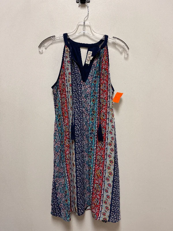 Price Cut wrap dressDress Casual Short By Pink Rose In Floral Print, Size: S