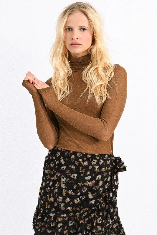 lace dressMolly Bracken Camel/Gold Fine Knitted Undersweater