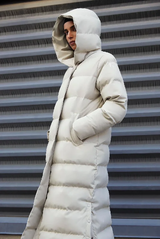 modern outerwearThe Highland Long Puffer Coat in Light Greige