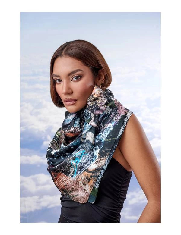 ashionable dressBet and Malfie Nasia Scarf (125x125)