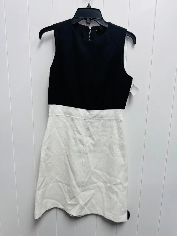Final Clearance denim dressDress Work By Theory In Black & White, Size: 6