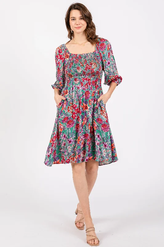 Extra Discounts elegant dressGreen Floral Smocked Knee-Length Dress