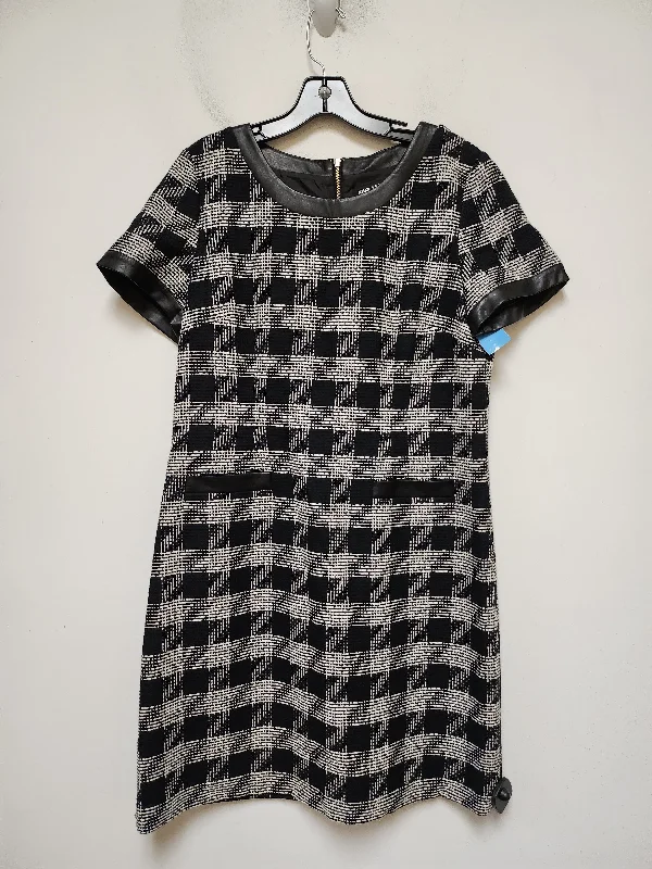 silk dressDress Designer By Karl Lagerfeld In Plaid Pattern, Size: M