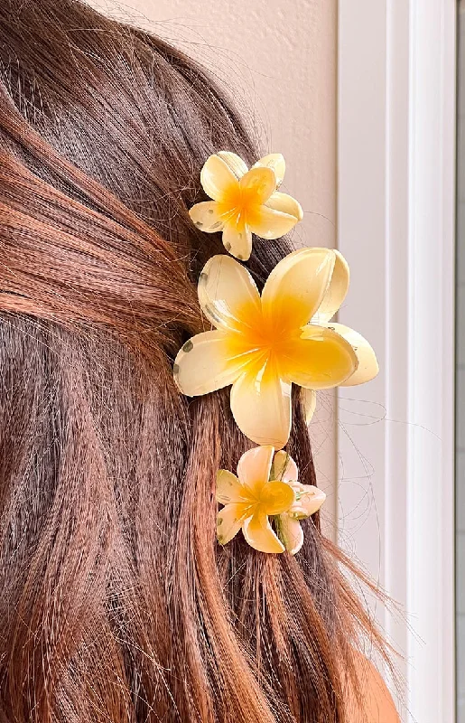 Deep Discounts sleek jacketJaide Yellow Flower Clip 3 Pack