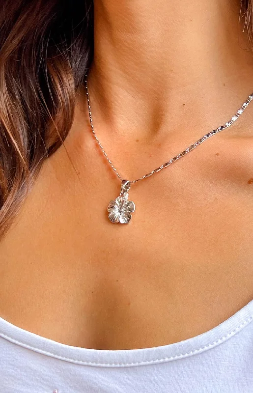Best Bargains slim fit coatSkylee Silver Flower Necklace