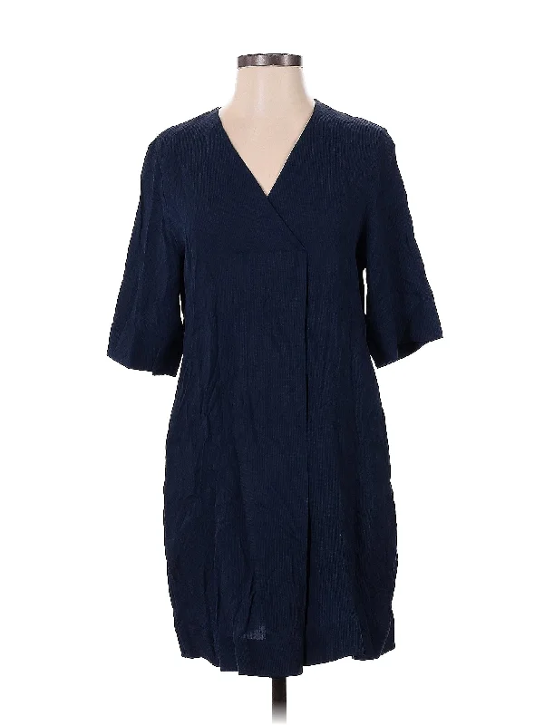 Super Bargain retro sports hoodieCasual Dress