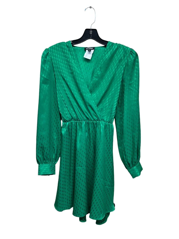 midi dressDress Designer By Express In Green, Size: Xs