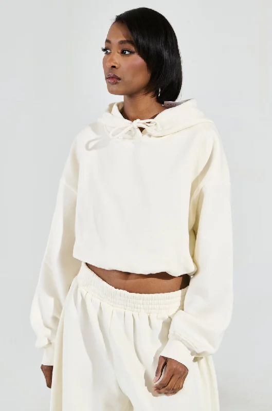 Deal Dash AINT NOBODY SWEATSHIRT IN CREAM