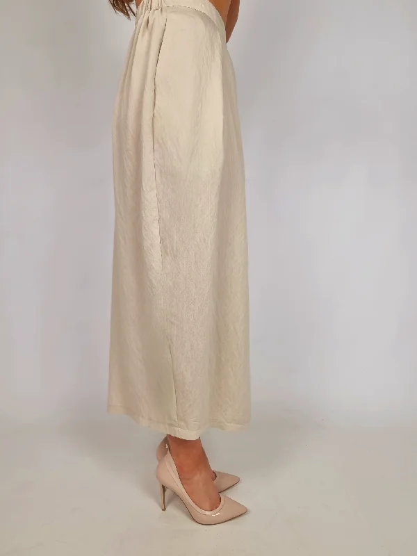 minimalistic dressLotus Eaters Passo Beige Trousers