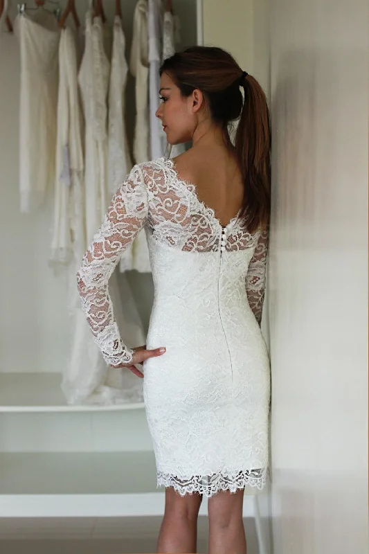 minimalistic dressIllusion Neckline Long Sleeve Short Lace Wedding Dress With V Back-ET_711608