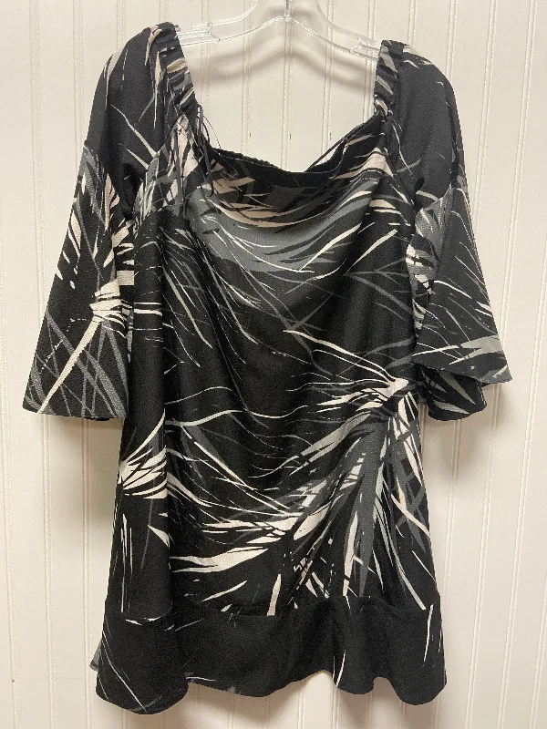 Reduced Prices fitted bodycon dressBlack & White Dress Designer Halston, Size S
