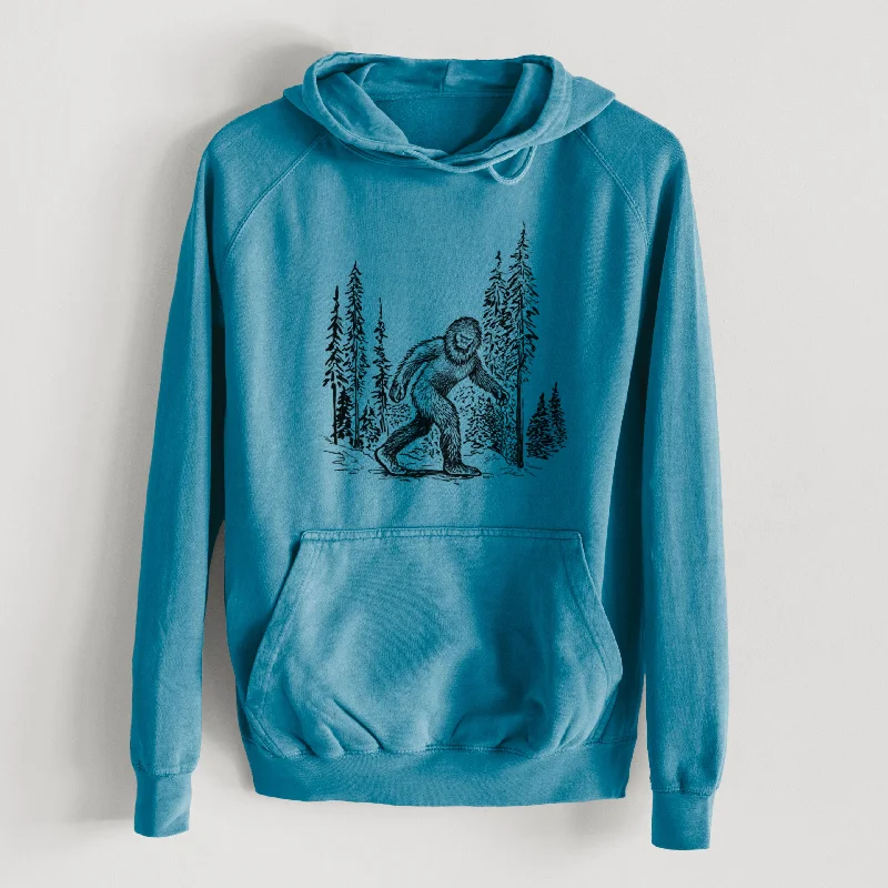 Crazy Deals chic active hoodieBigfoot in the Woods  - Mid-Weight Unisex Vintage 100% Cotton Hoodie