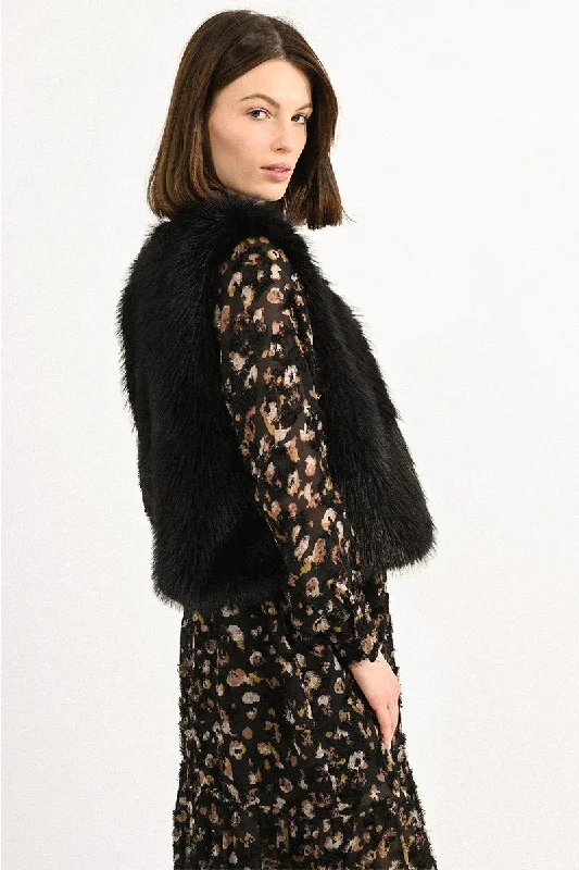 backless dressMolly Bracken Black Faux Fur Sleeveless Veste