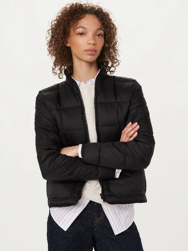 versatile coatThe Aero Packable Puffer Jacket in Black