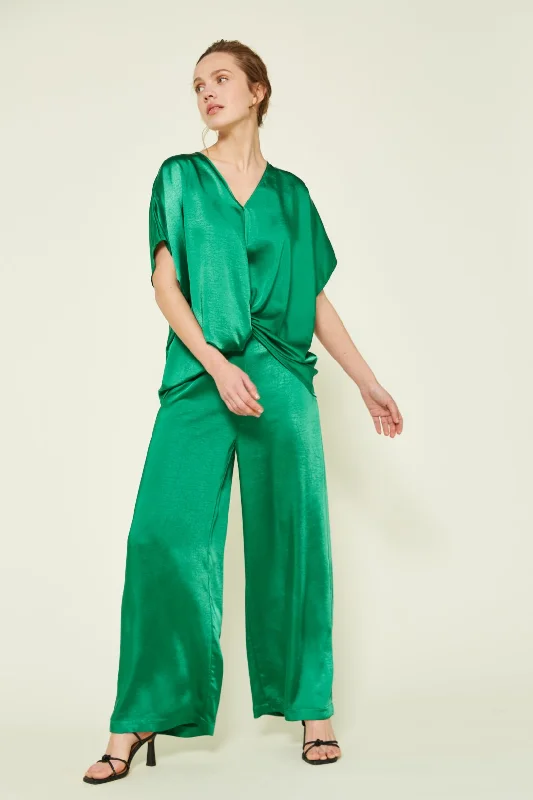 off-shoulder dressVan-Dos Green Satin Trousers